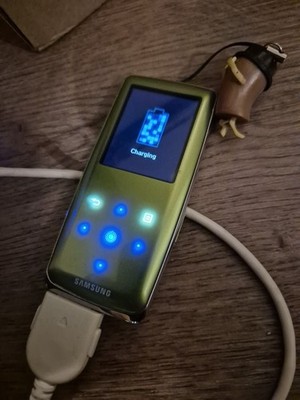 Funktionsfähig Samsung YP-S3 MP3 Player Walkman Top, Sammler, selten, Rarität