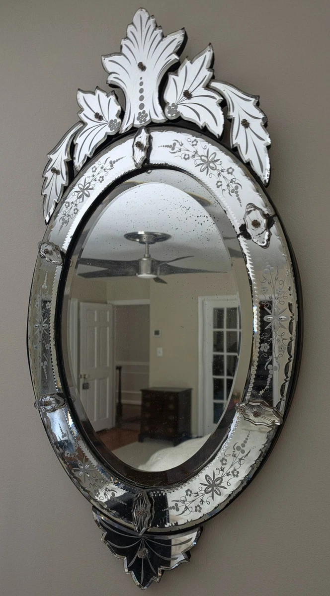 Antique c1890 Venetian Etched Glass Oval Wall Mirror Beveled 37.5"