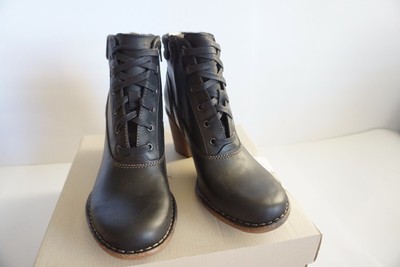 clarks carleta crane boots