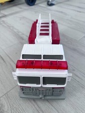 Tonka Hasbro Fire Truck Engine 2011 82Ladder Emergency Sounds Lights,used.