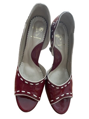 John Fluevog Pumps rot, extraordinärer Absatz