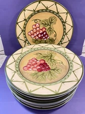 Culinary Arts Studio COLLECTION II Pattern Eight (8) Dinner Plates Grapes 11"