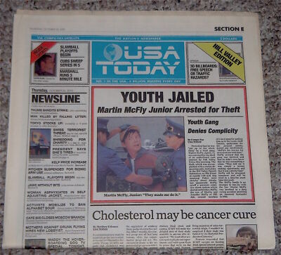 Back To The Future 2 / USA TODAY October 22 2015 Newspaper