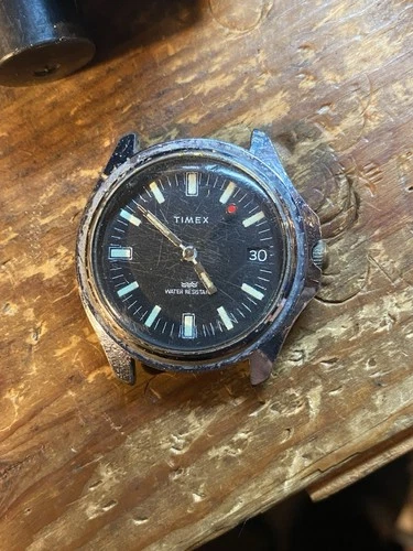 Mens Vintage Black Dialed Military Timex Red Sweep Seconds LUm Dial