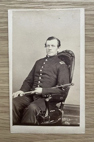 Original Armed Civil War CDV Federal 1st Lieutenant with Non-Regulation Sword