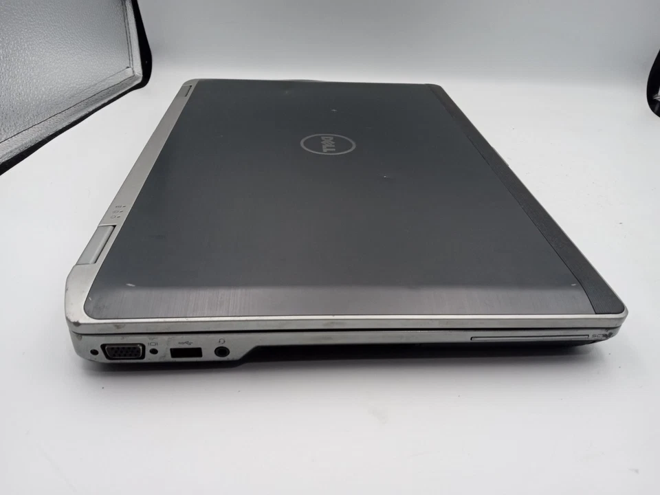 Dell Latitude E6530 15" Laptop Intel Core i5 3GB RAM 320GB HDD WinXP - READ -RR - Image 4 of 4