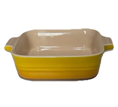 LE CREUSET 16cm イエロー Le CREUSET Square Yellow Ombre Stonewear Petite Baking Dish 12.11