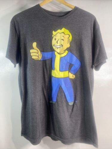 Fallout Vault Boy T-shirt Bethesda Pip Computer Game Graphic T-shirt Size Large - Afbeelding 1 van 9