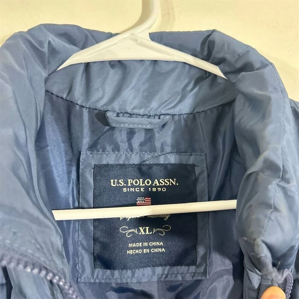 U.S. Polo Assn. Unisex Adults's XL Blue Puffer Vest Casual Zip Up - Image 2 of 4