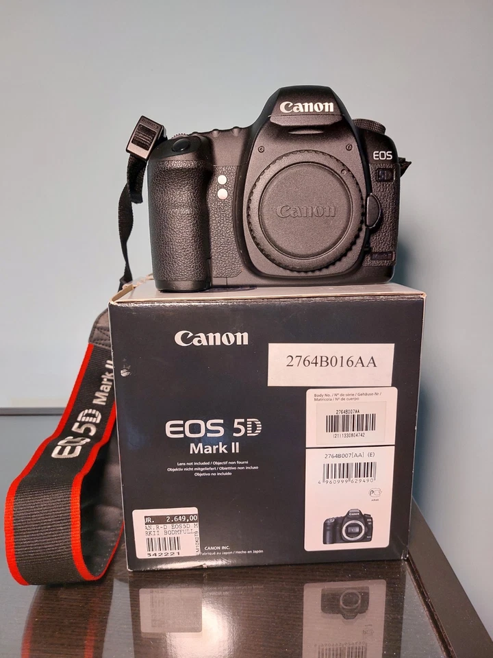Canon EOS 5D, foto 2 di 5