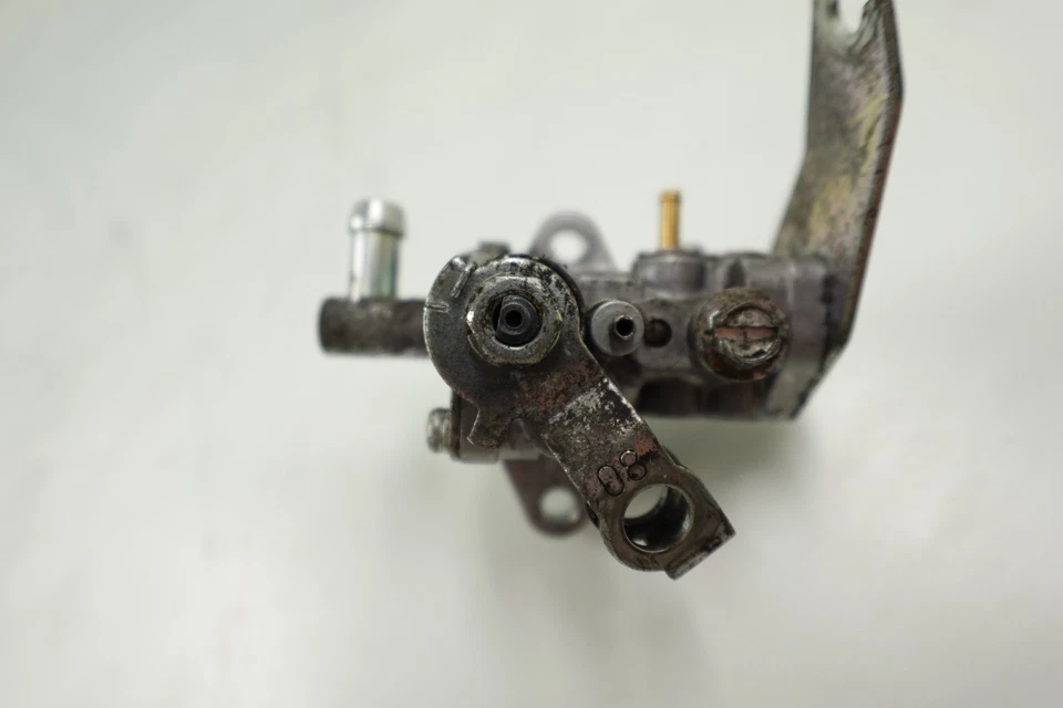 Bomba de inyección de aceite Ski-Doo MXZ Renegade X 800R 2005-2016 OEM 420888774 Foto 2 de 4