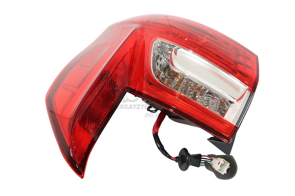 Piloto trasero izquierdo exterior original citroen c4-aircross 1607955180 - Imagen 2 de 4