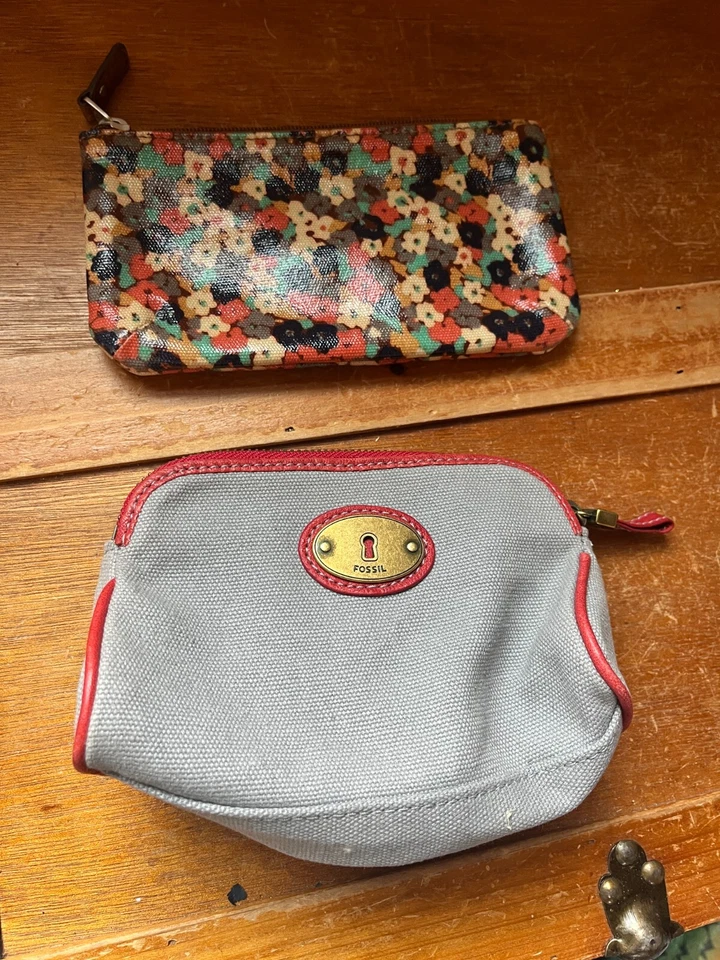 Lote de Gris Fósil con Cuadrado Rojo Crema y Azul y Círculos y Naranja Crema y Verde Fl Foto 3 de 4