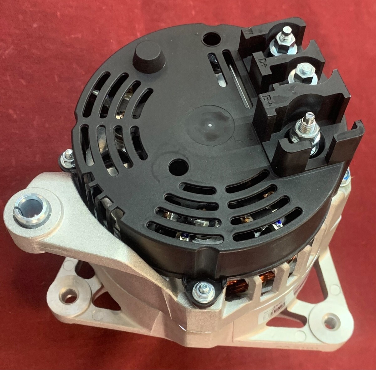 BRAND NEW ALTERNATOR COMPATIBLE W/ JCB 5020-40 FORKLIFT , 4 CYL