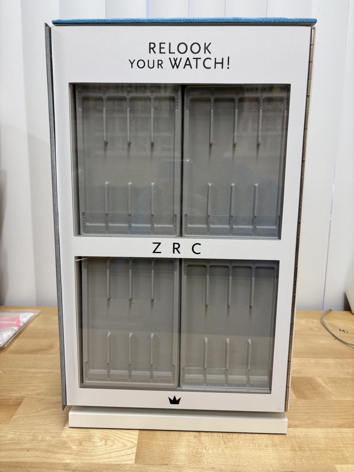 Retail Watch Band Strap Countertop Display + Storage ZRC 60 bands capacity