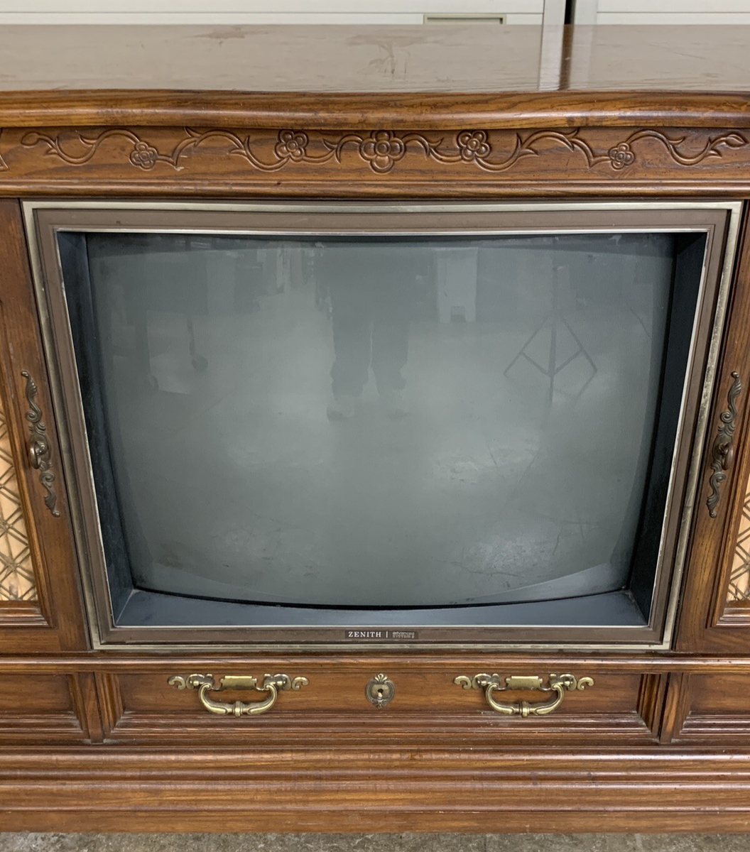 Zenith TV SB2777P 1985 Advanced System 3 Color Television Built in