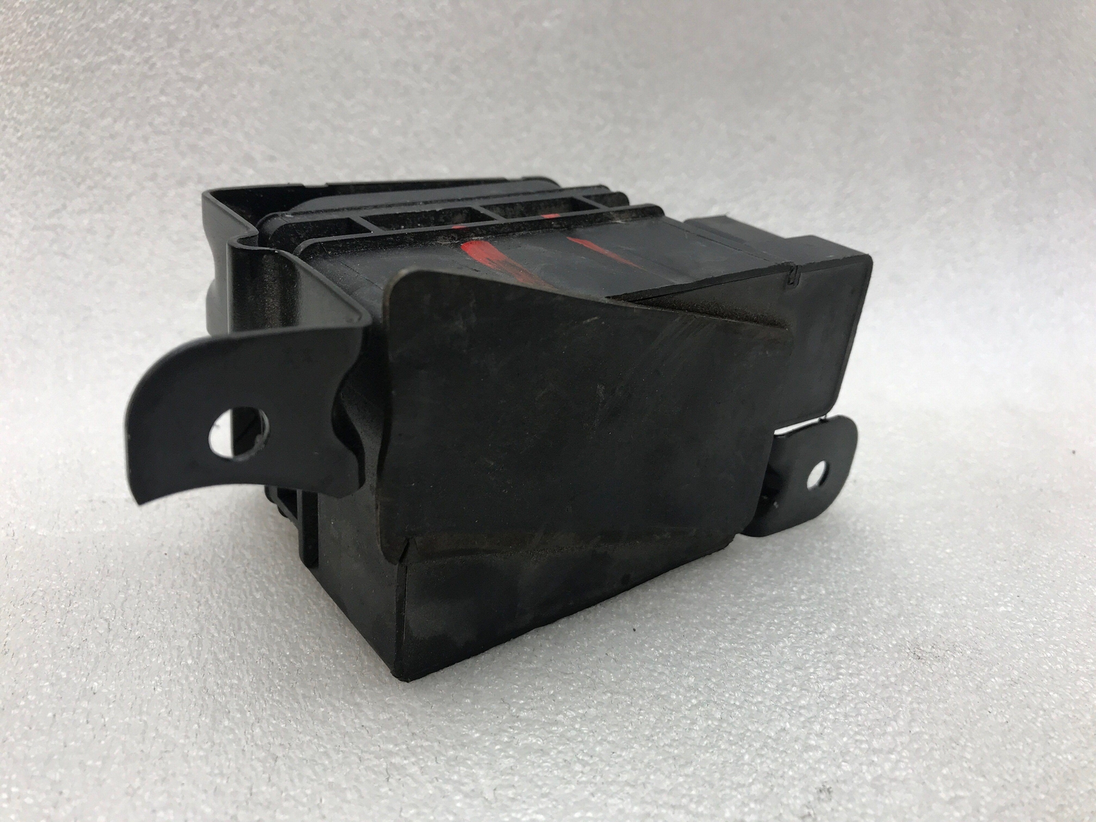 2008 BENTLEY SUSPENSION VALVE BLOCK