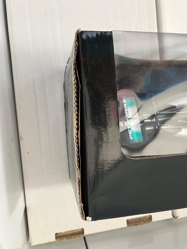 Minichamps - Mercedes-AMG F1 W08 EQ Power+ Lewis Hamilton 2017. 1 : 18 Scale. - Picture 8 of 9
