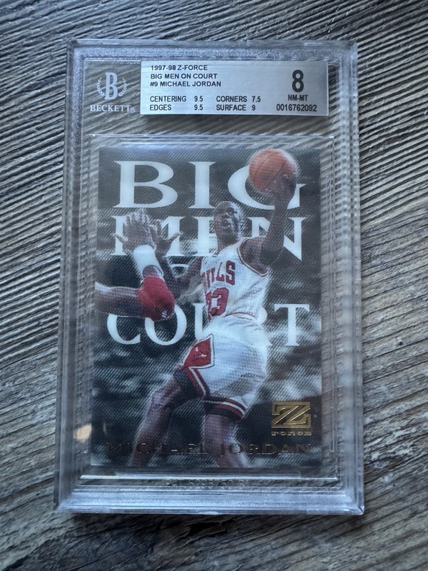 97-98 Michael Jordan Big Men on Court - Michael Jordan Cards