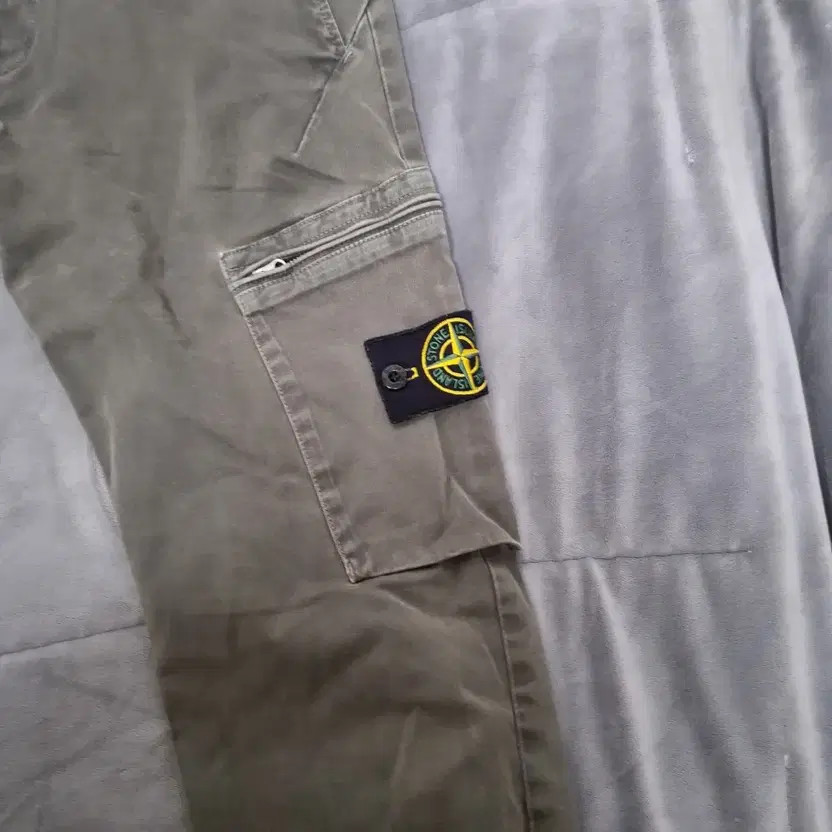 Stone Island Cargo Pants, Size 30, Excellent Condition thumbnail 7