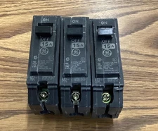 LOT OF 3 GE THQB115 BOLT ON CIRCUIT BREAKER 15A 15 AMP 1P 240V (Missing SCREW)