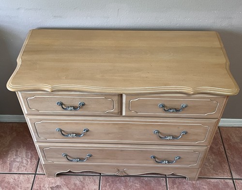 Ethan Allen Country French Bachelor’s Chest Of Drawers 26-5411 #270 w/ Mirror! - Picture 3 of 18