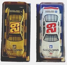 Kevin Harvick 29 Chevy Goodwrench Monte Carlo 2001 Winners Circle Cars