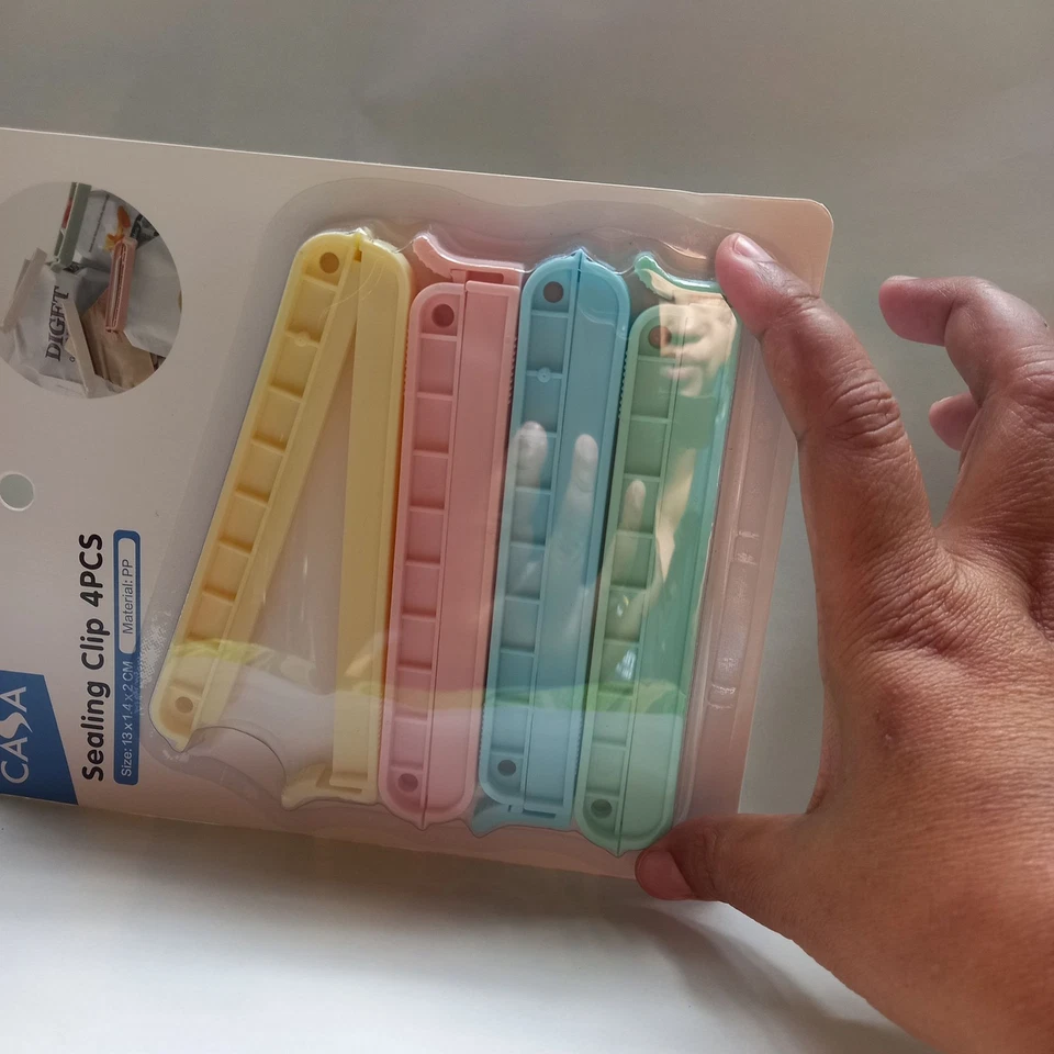 4 PCS Sealing Bag Clip Food Seal Bag Snack Bag Seal Kitchen Storage Tools - Image 2 of 4