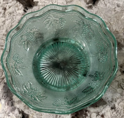 Vintage Westmoreland Woolworth Depression Glass 6.5” Bowl