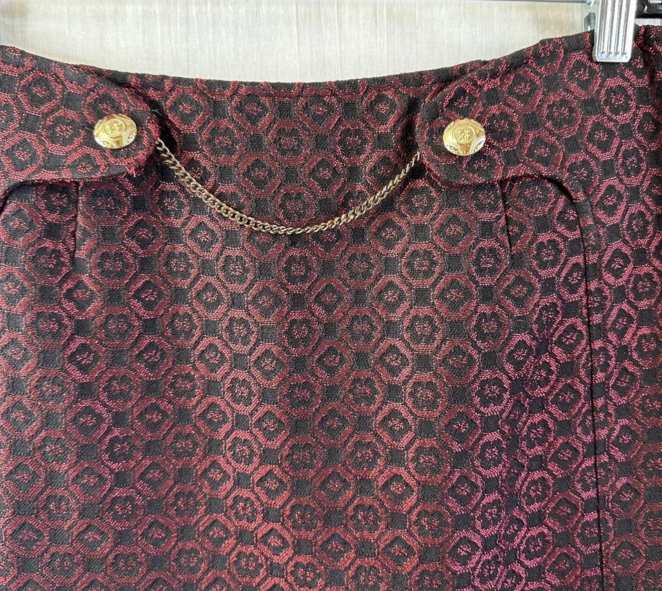 Saia feminina ETCETERA lápis texturizado vermelho e preto corrente dourada até o joelho tamanho 6 - Imagem 2 de 4