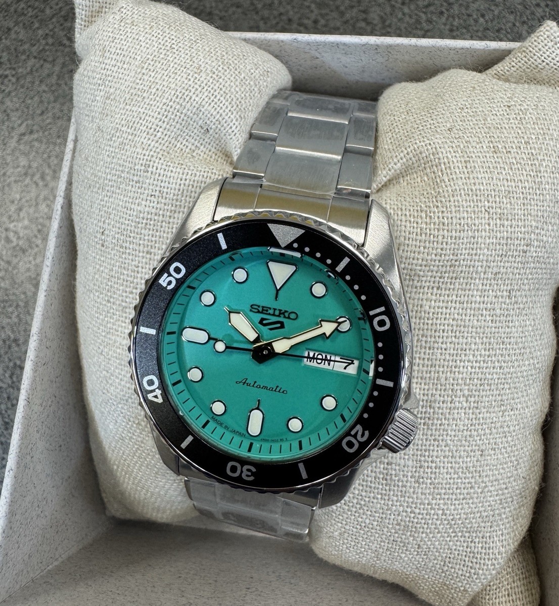 Seiko 5 Five Sports SRPK33 Automatic Mid Size Watch Green Dial