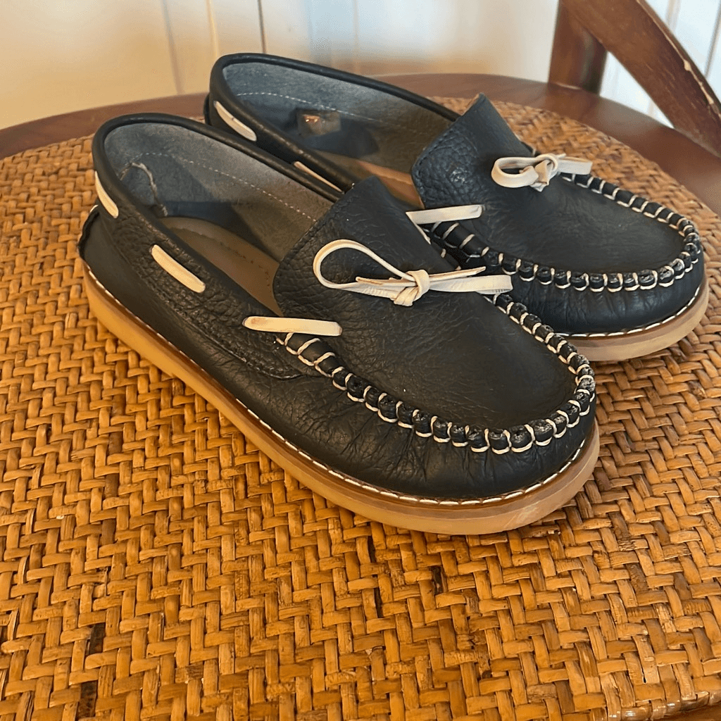 Petits Marcheurs boys navy leather boat shoes size 13