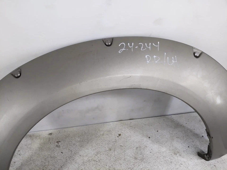 Panel de cuarto de conductor trasero Nissan Frontier 2001-2004 acampanado - dorado 93827-9Z741 Foto 3 de 4