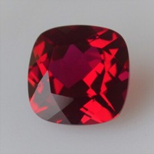 Rubis Hydrothermal Rouge Sang de 9,080 ct Taille Carré