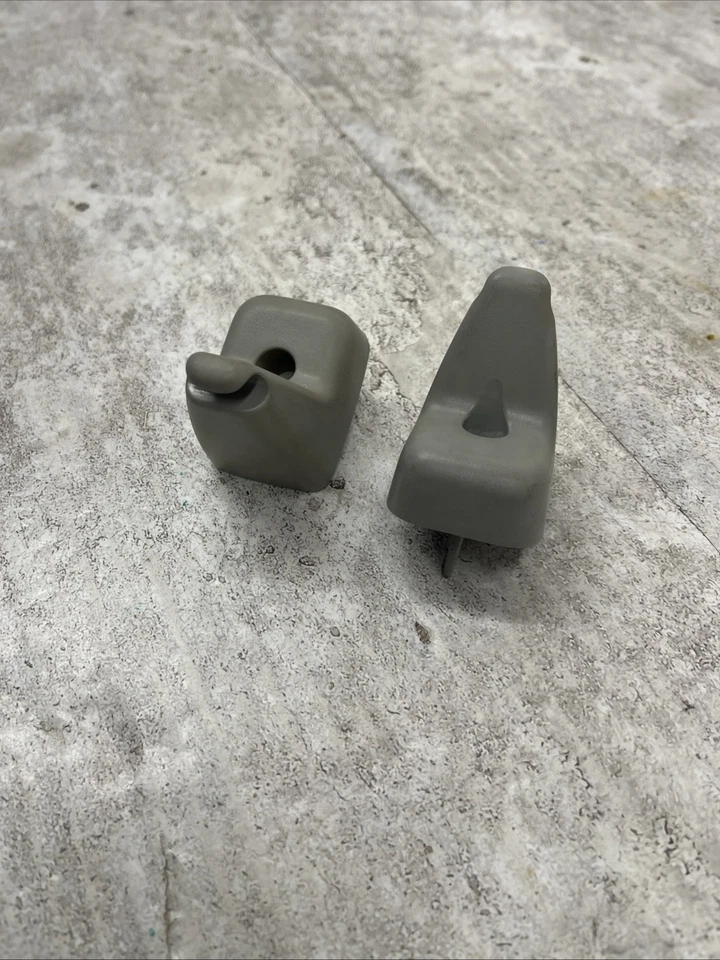 Ford F-250 F-350 Super Duty 2002-2007 juego de clips de retención parasol gris Foto 4 de 4