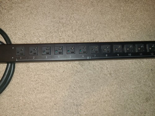 APC AP7830 Digital Metered Rack PDU NEMA L5-20 208V 24-Port Power Distribution - Picture 3 of 11