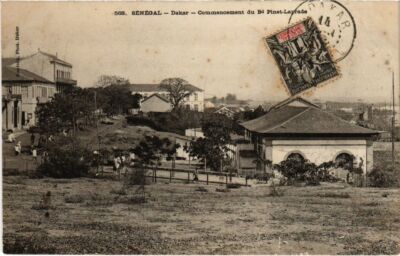 Old postcard AK SENEGAL Dakar - Beginning of the comic Pinet-Laprade (1067420)