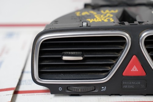 2009 2010 2011 2012 2013 2014 2015 2016 VOLKSWAGEN EOS INTERIOR DASH AIR VENTS - Picture 2 of 7