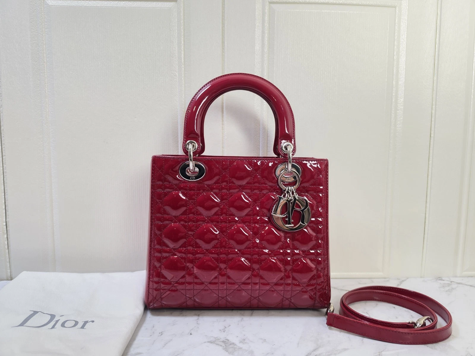 Dior — Preowned Authenic Dior Lady Dior 24cm Patent Leather Red In Excellent Condition