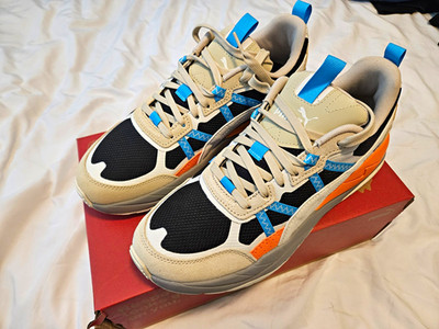 PUMA X-Ray Tour Men's Low Top Lace-Up Sneakers Size 10.5