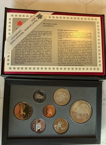 1995 Royal Canadian Mint  Proof Set in OGP with COA Silver Dollar