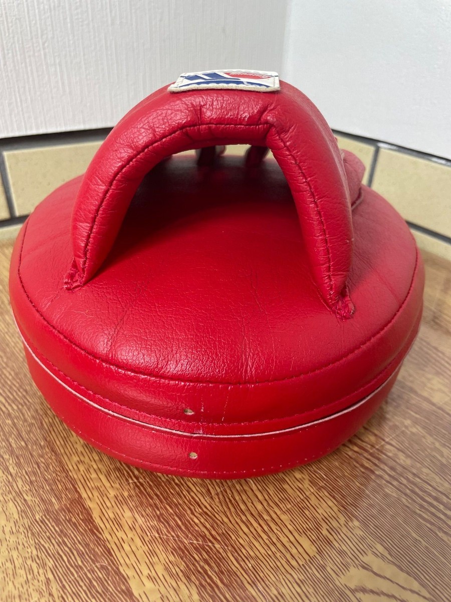Winning CM-50 Red Soft Boxing Mitts Used Condition Authentic