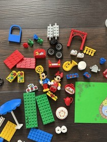 LEGO Mickey Mouse: Minnie's Birthday Party (4165) Missing 4 legos - NO BOX**