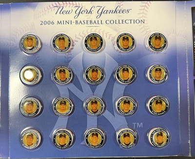 New York Post New York Yankees 2006 Mini-Baseball Collection Pin Set Booklet