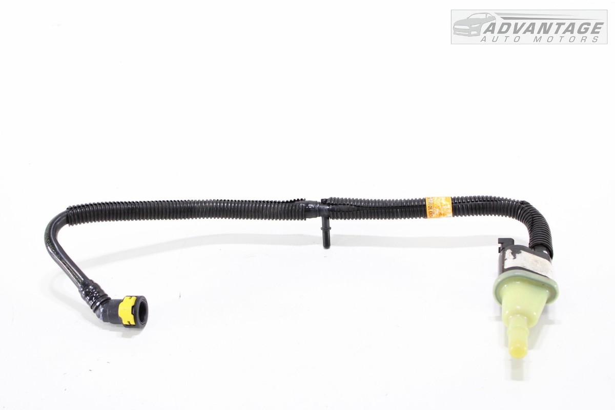 2013-2020 LINCOLN MKZ 2.0L HYBRID FUEL VAPOR VENT HOSE EGR