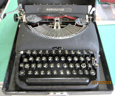 VTG 1940s Remington Rand portable typewriter Deluxe model 5 Original Case thumbnail