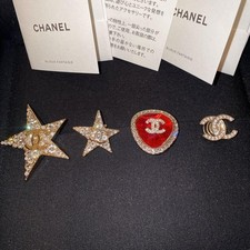 CHANEL 4pcs Hair Accessory Set CC Logo Metal Resin Strass Gold Red Crystal New