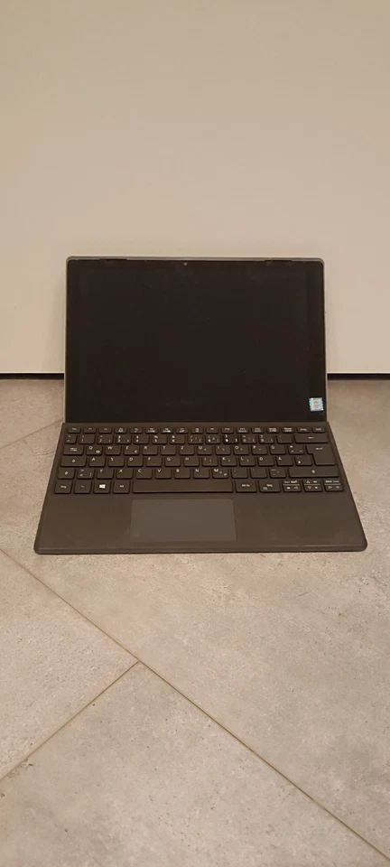 Acer Switch Sa5-271- Core i5 - 4GB RAM - 256GB SSD-Windows 10 - Notebook/ Laptop - Bild 2 von 4