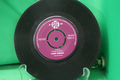 Lonnie Donegan - Lively & Black Cat - PYE 45 RPM   1960