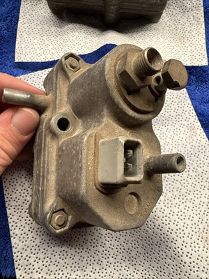 #ad 0 438 140 BOSCH WUR Warm Up Regulator Good Used Working Condition OEM $100.00